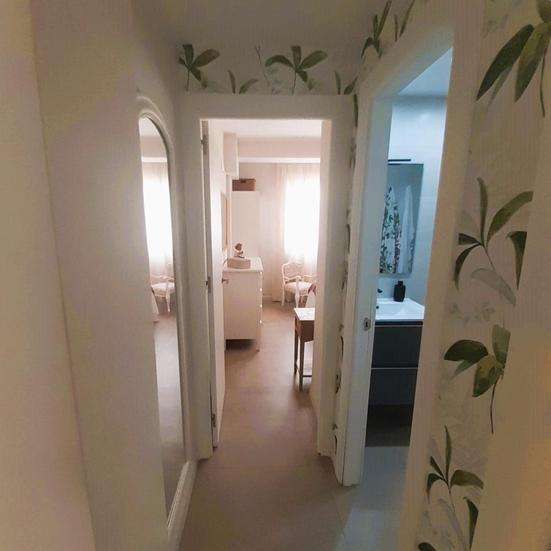 Mendoza A Un Paso De La Playa Apartment Malaga Bagian luar foto