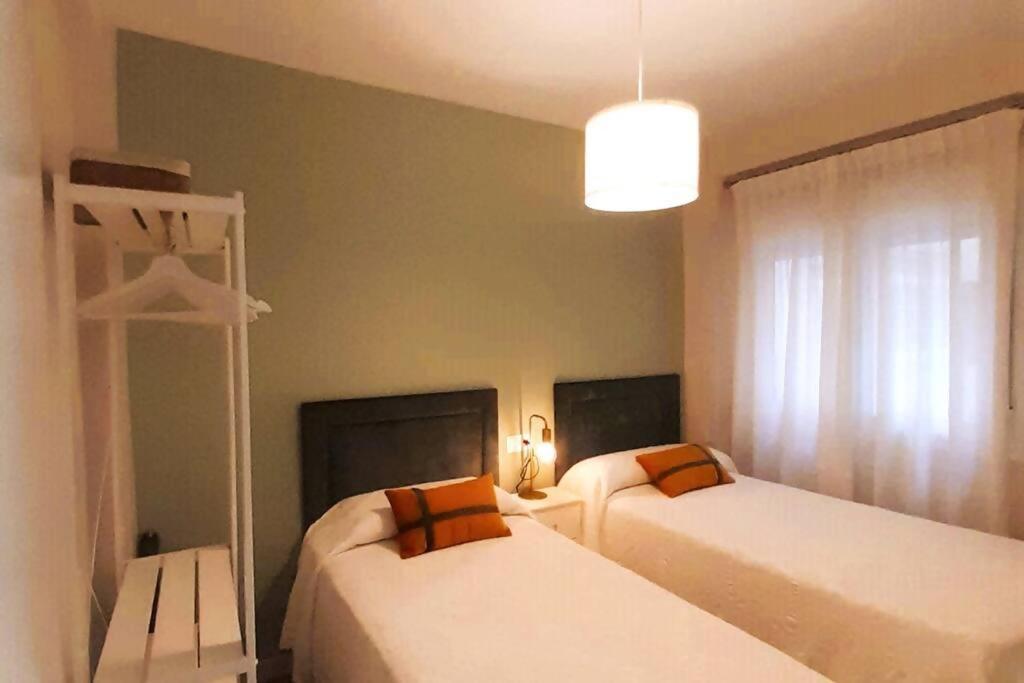 Mendoza A Un Paso De La Playa Apartment Malaga Bagian luar foto